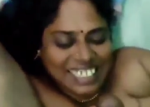 Chubby Bhabhi blowjob Desi XXX MMS