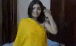 Desi Sex Video - Bf says kuch to dikhao dirty talk kro